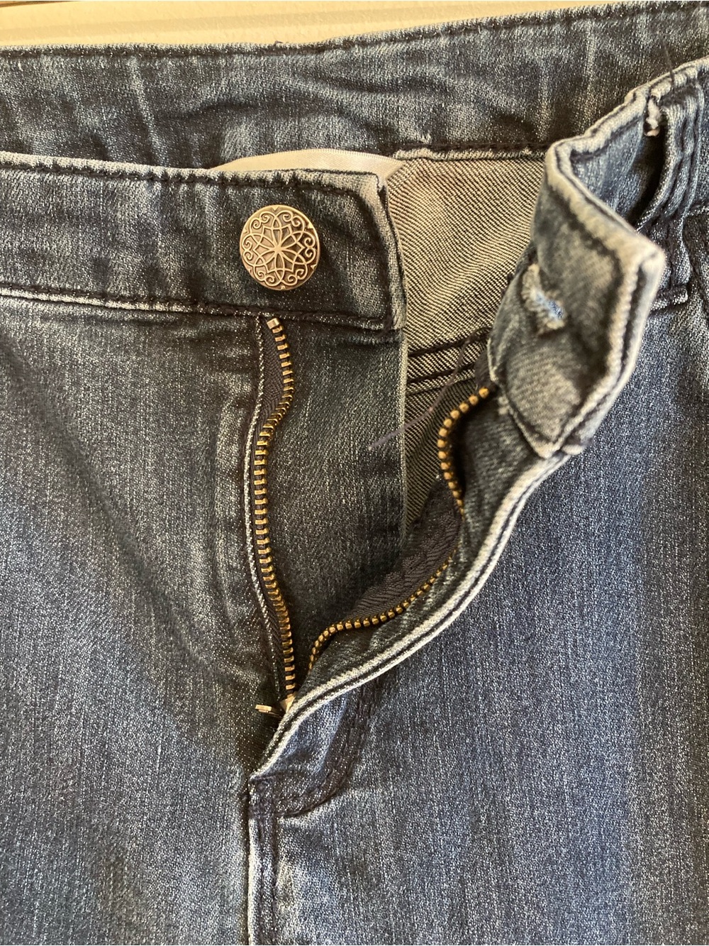 Christopher & Banks Jeans - Picture 4 of 12